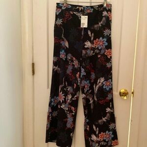 H & M Straight Leg Flora and Fauna Print Pants 12